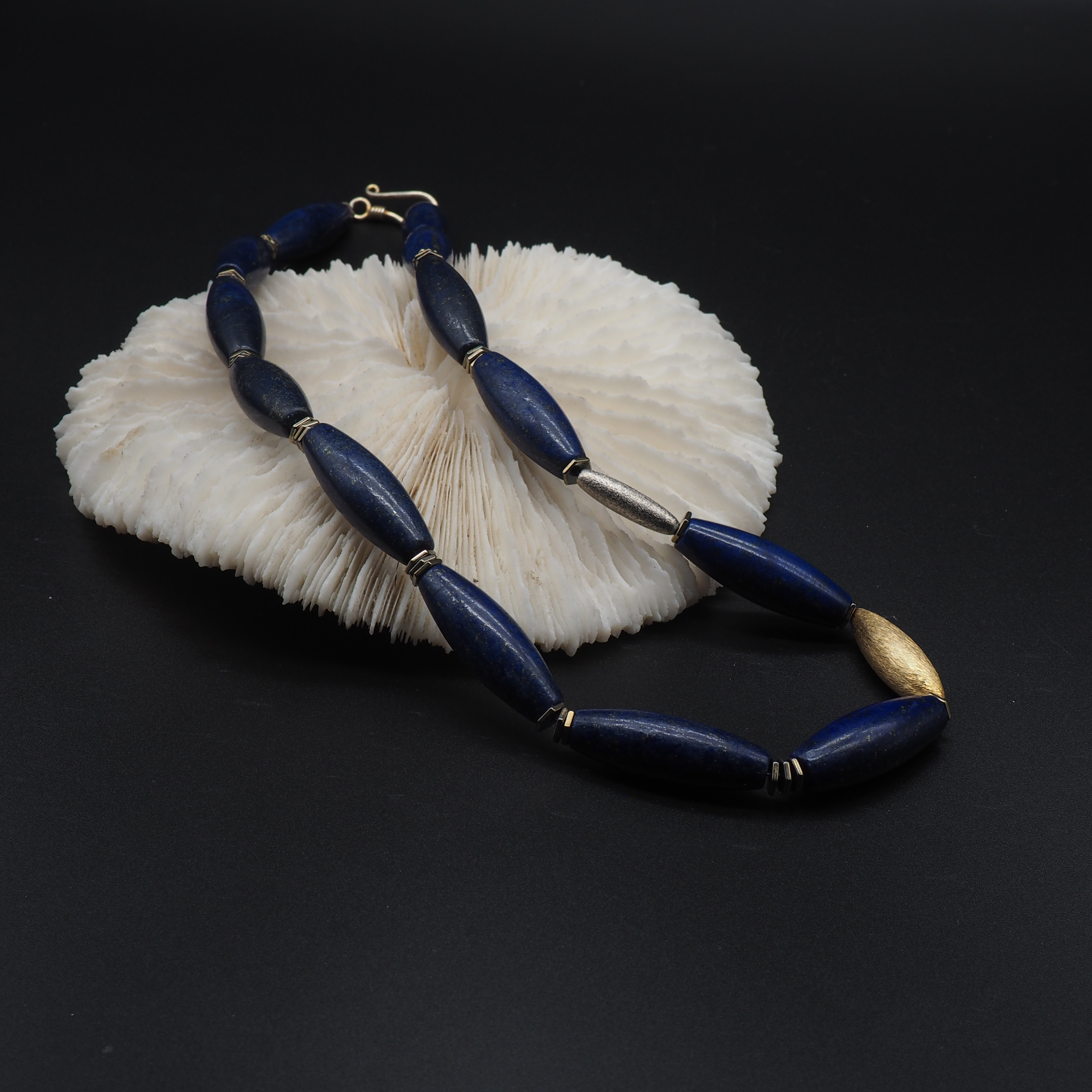  Modell 17 : Langovale Lapis Lazuli  